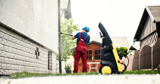 Best Patio and Deck Pressure Washing  in Eastpointe, MI